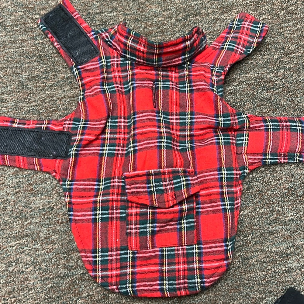 NEW REVERSIBLE Dog Coat size S small Plaid Red Black green blue yellow